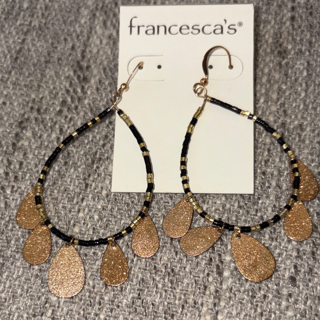 Francesca’s Teardrop Bead Earrings